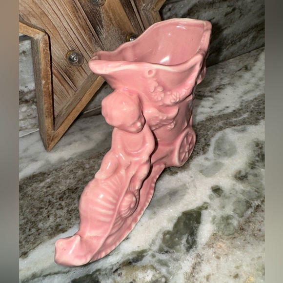 Vintage Cherub Pink Vase - Picture 6 of 6